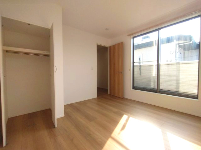 GRAFARE REUSE HOUSE　緑区鏡田　売戸建の洋室|2階洋室