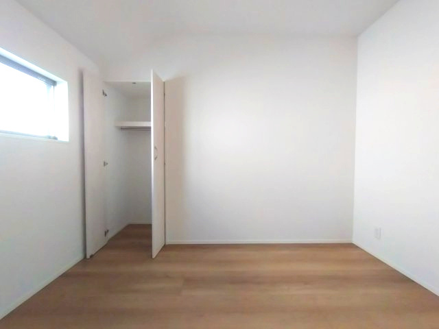 GRAFARE REUSE HOUSE　緑区鏡田　売戸建の洋室|2階洋室
