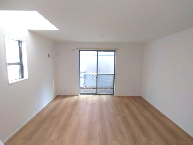 GRAFARE REUSE HOUSE　緑区鏡田　売戸建