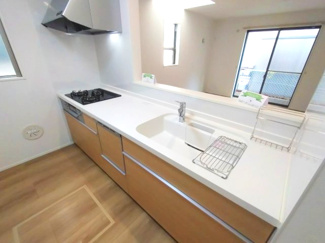 【キッチン】 | GRAFARE REUSE HOUSE　緑区鏡田　売戸建 | 食器洗い乾燥機完備で、日々のお皿洗いも楽々です！