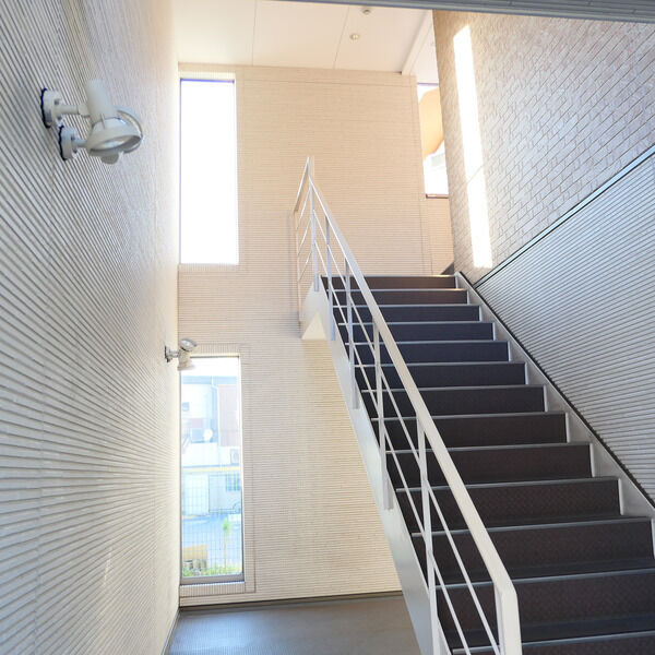 ハーベストコート伯太のロビー|清潔なロビーです