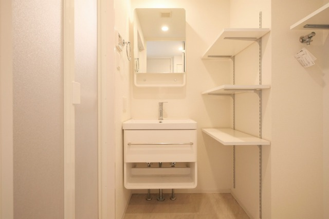 セレニテ西中島アリア壱番館の洗面所