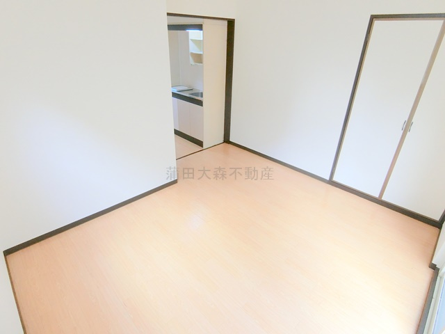 エーデルハイツの居間・リビング