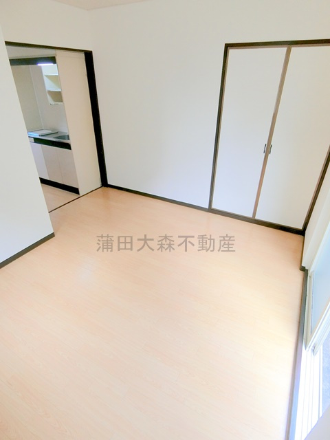 エーデルハイツの居間・リビング