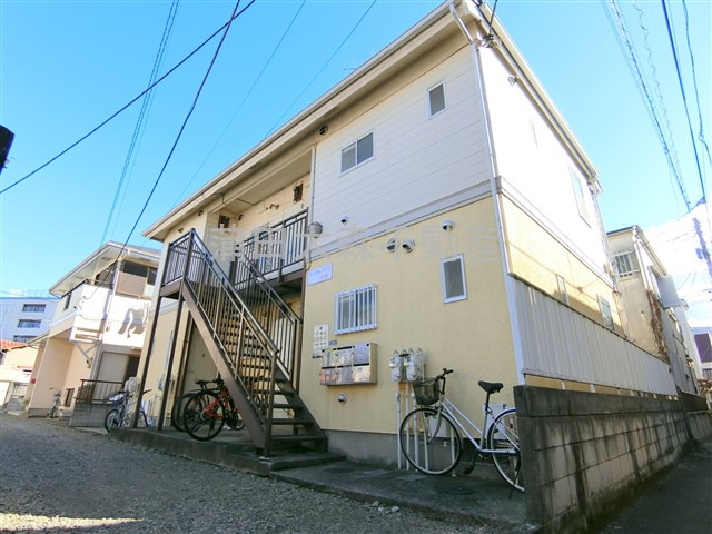 エーデルハイツの外観|1990年5月築　木造2階建て総戸数6戸　落ち着いた住宅街の静かな住環境