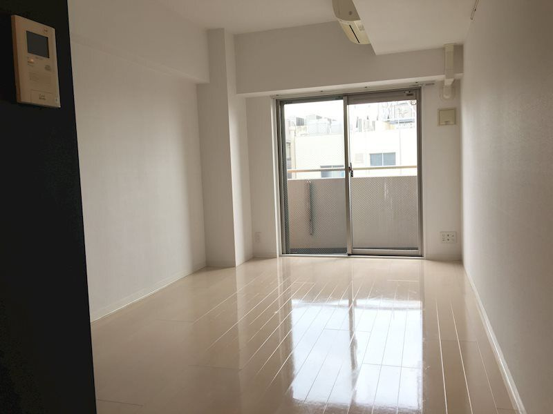 ラスカシエロ下北沢の洋室