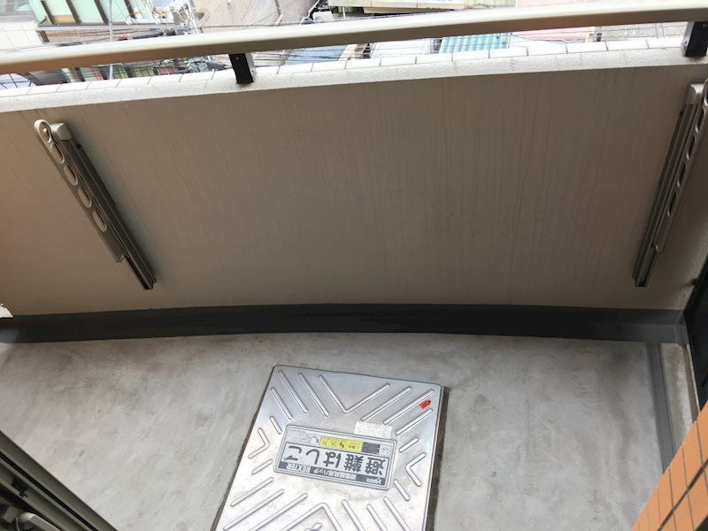 ラスカシエロ下北沢のバルコニー