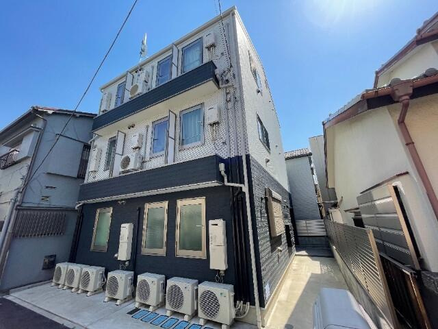ステラ平井の画像