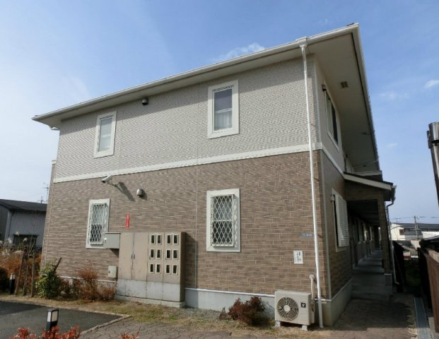 和泉市伯太町２丁目のハイツ