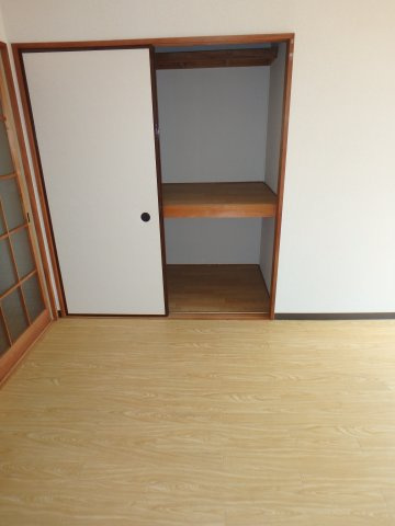 イズミコーポの収納