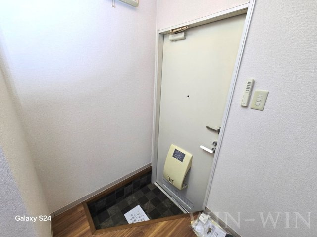 高師パークハイツ B棟の玄関