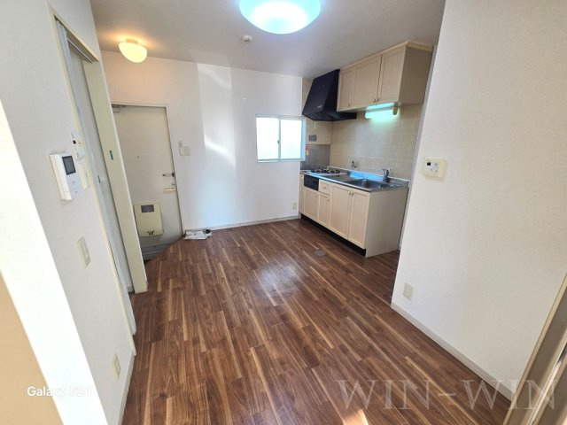 高師パークハイツ B棟の居間・リビング