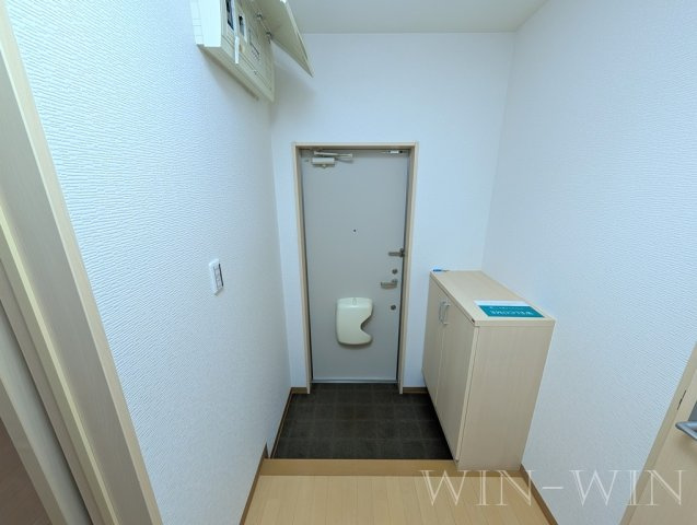 Flora若狭の玄関