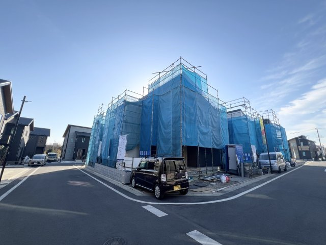武蔵村山市神明　新築戸建　全4棟　の前面道路含む現地写真