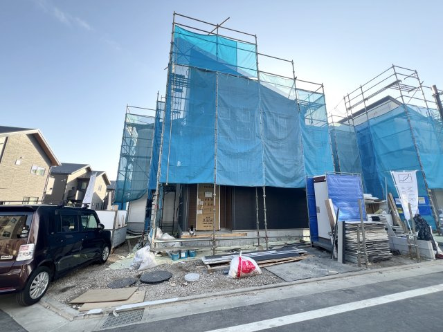 武蔵村山市神明　新築戸建　全4棟　の前面道路含む現地写真