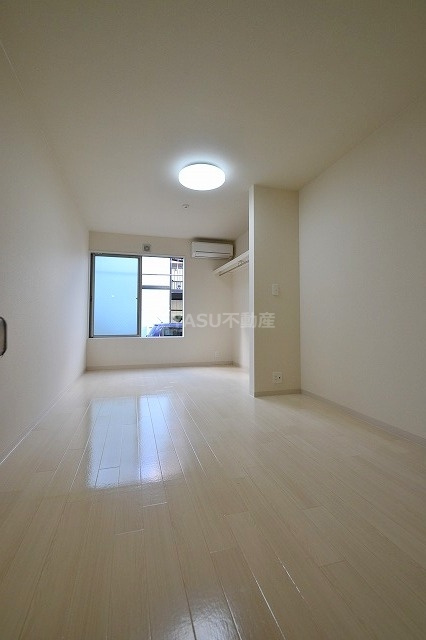 エストレビータ草津Ⅱの居間・リビング