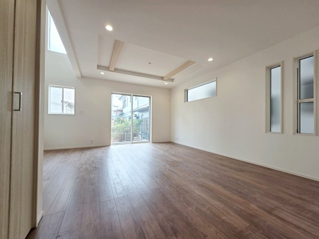 【居間・リビング】 | 知多市つつじが丘三丁目2期　1号棟