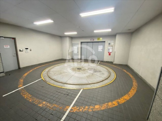 【駐車場】 | EQUUS心斎橋 | KAZU.IT.BLDG　駐車場