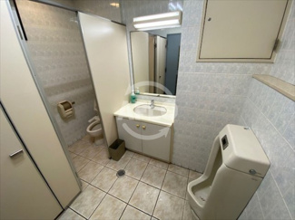 【トイレ】 | EQUUS心斎橋 | KAZU.IT.BLDG　共用トイレ