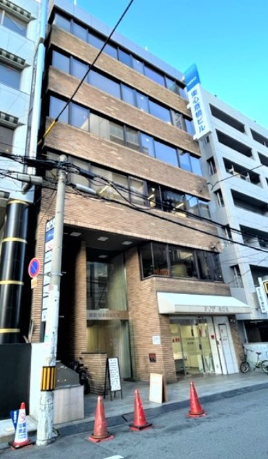 日宝東心斎橋ビルの外観