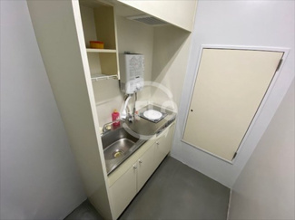 【キッチン】 | EQUUS心斎橋 | KAZU.IT.BLDG　共用キッチン