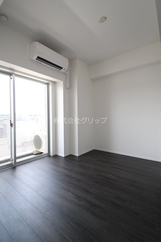 LUMEED横濱南の洋室