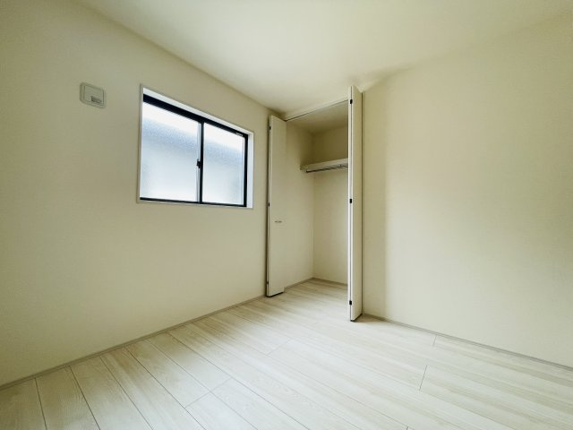 【洋室】 | 熊谷市万平町第3   LiveleGarden.s　新築戸建　全4棟　2号棟