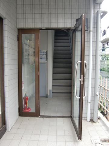 港区白金３丁目の賃貸マンションのロビー