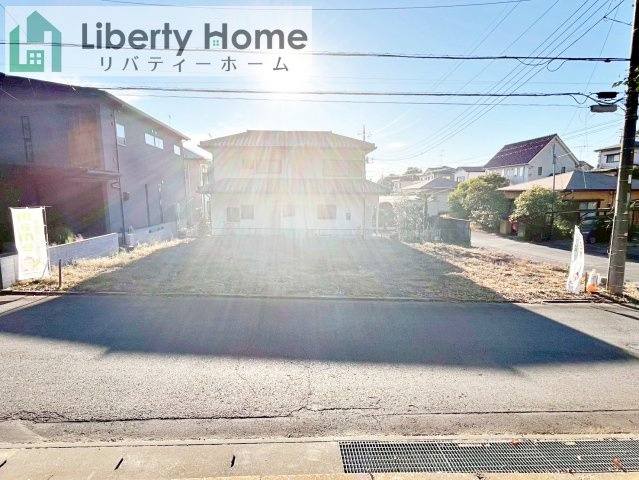 つくばみらい市板橋　売地　70坪の前面道路含む現地写真