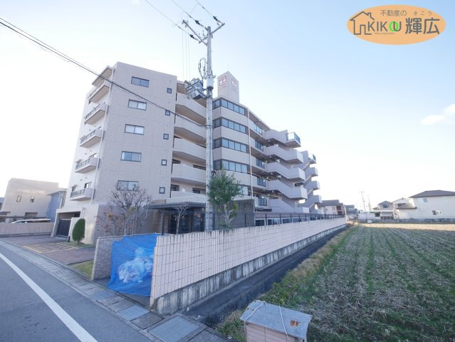 【外観】 | ロワイヤル岡田・手柄山公園　6階