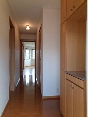 【玄関】 | サンリット・ベル | 玄関です