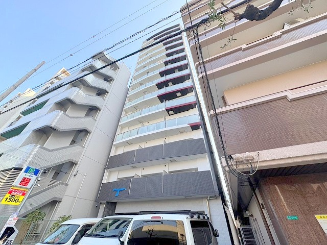セレニテ新大阪ミラク弐番館の外観