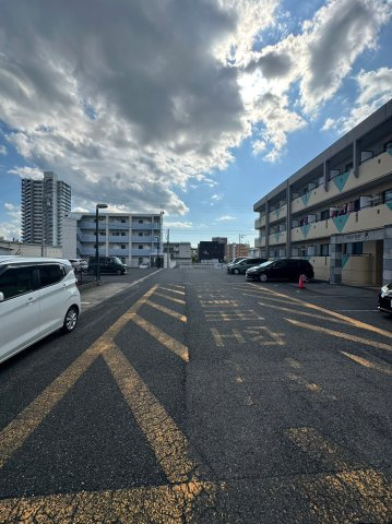 プラトー原の駐車場