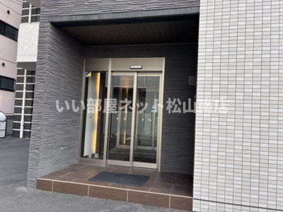 【エントランス】 | TREIZE REUNION