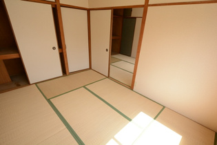 桜ヶ丘マンションの和室