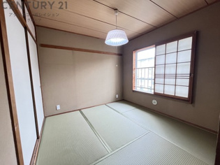 宝塚光明住宅3号棟の寝室