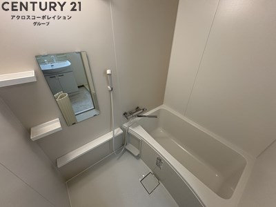 シンプルで機能的なユニットバス！