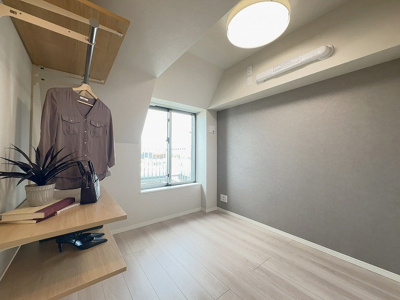 【洋室】 | イニシアイオ目黒学芸大学 | 個人の部屋や寝室として使える洋室です