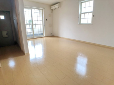 【洋室】 | カレントガーデンＢ