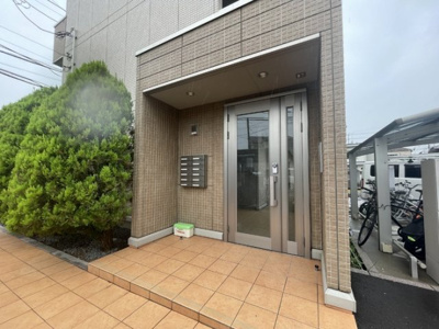 【エントランス】 | サンロイヤル