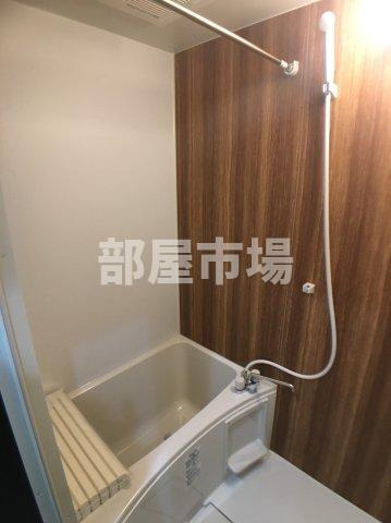 ヒルズ東日暮里の浴室