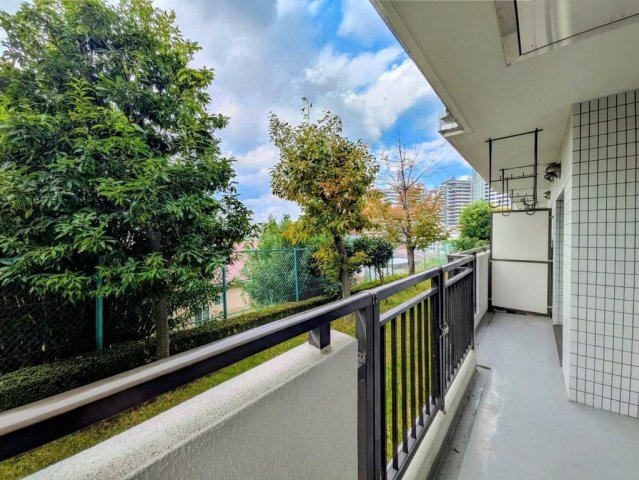 藤和ライブタウン日吉のバルコニー