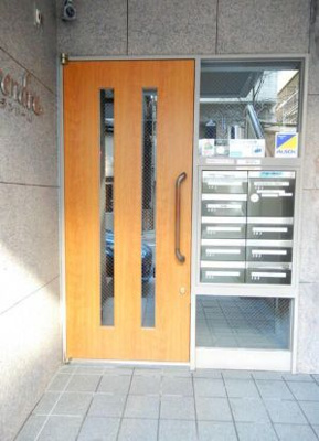 【エントランス】 | プランドール | ゆとりのあるエントランスです