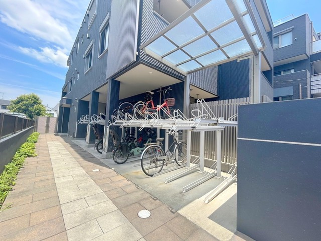 グラスウェルのその他共用部分|★屋根付き駐輪スペース★