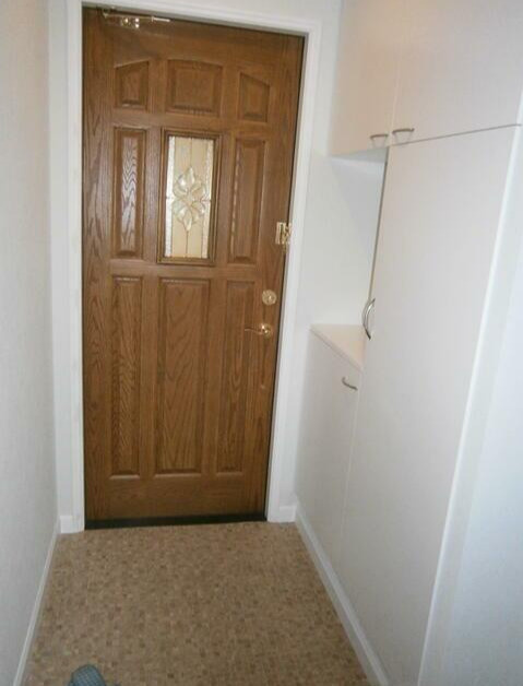 イルマーレ壱番館の玄関