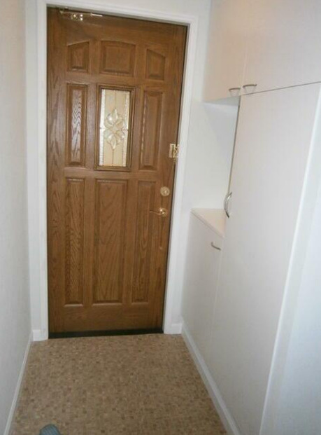 イルマーレ壱番館の玄関