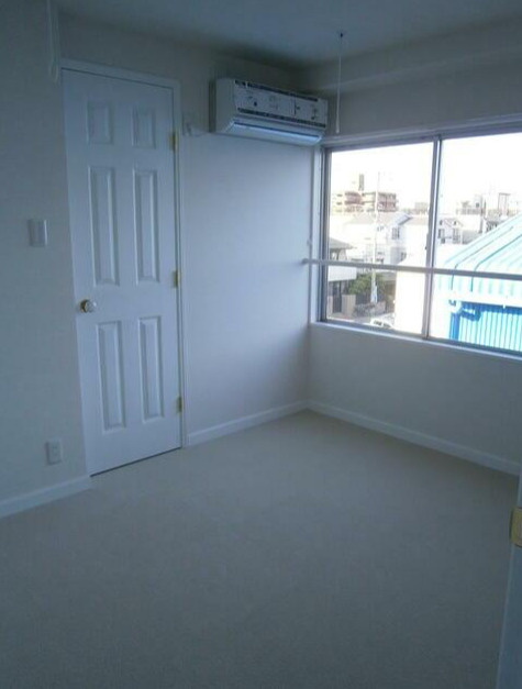 イルマーレ壱番館の居間・リビング