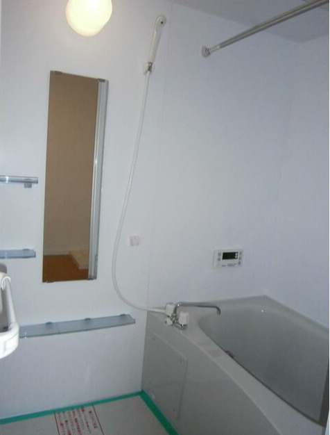 イルマーレ壱番館の浴室