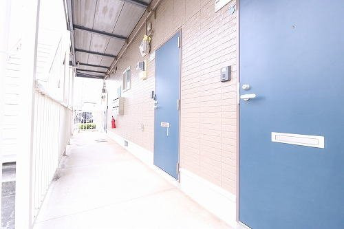 ウインズハイツⅡのエントランス