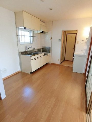 ウインズハイツⅡの居間・リビング